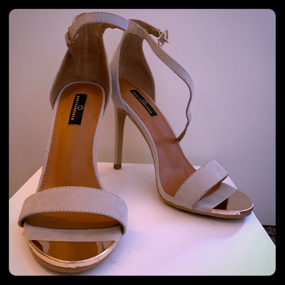 Heels size 6